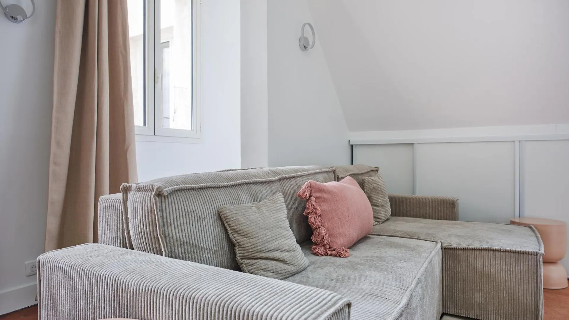Appartement Climatise 1Br Triangle D'Or Paryż Apartament